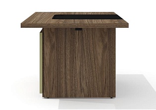 Стол руководителя с декор. траверсом