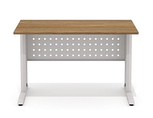 Стол прямой на металлокаркасе