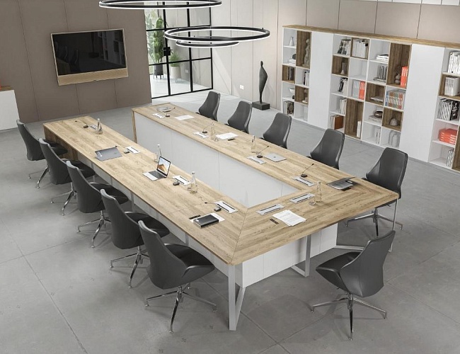 фото столы Спич Куб