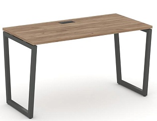 Стол письменный на T2-образных опорах 40х40